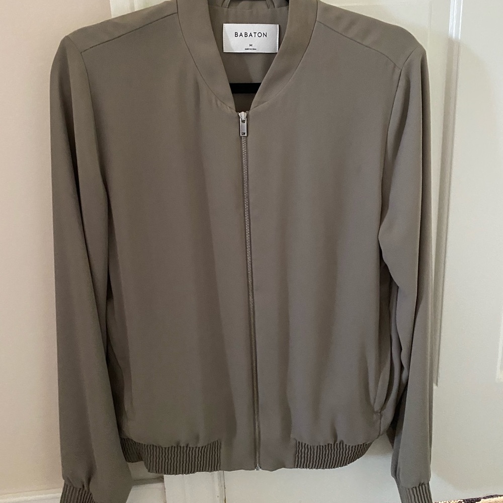 Aritzia zip front bomber jacket